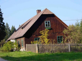 Ferienhaus Juster im Wald